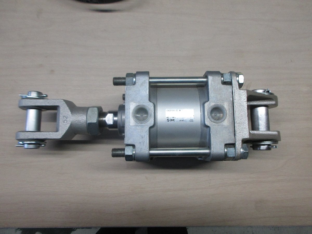 01164 SMC エアシリンダ CA2D100-8Z-W拍卖