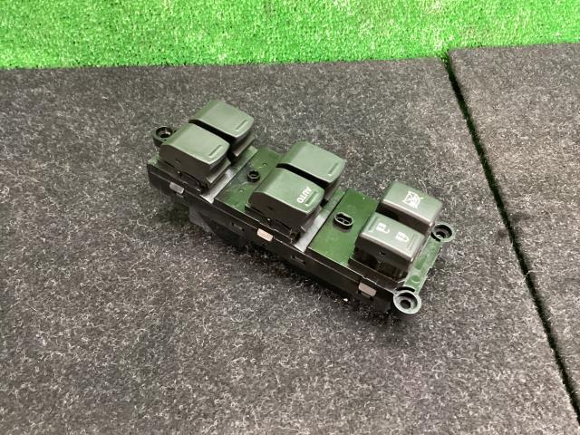 イグニス DAA-FF21S パワーウインドウスイッチ ハイブリッドMZ ZWD 37990-62R00拍卖