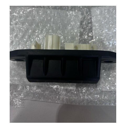 ◆新品 未使用 純正部品 トヨタ カローラクロス switch ASSY back バックドア スイッチ TOYOTA カロクロ パーツ 在庫限り 希少 レア★拍卖