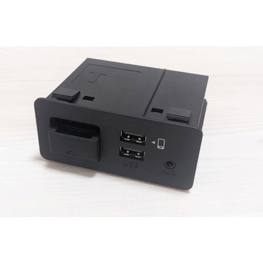 ◆新品 未使用 純正部品 マツダ CX5 KFEP 純正 レトロフィットキット AppleCarPlay Android Auto AUX USBユニット USBケーブル 希少 レア★拍卖