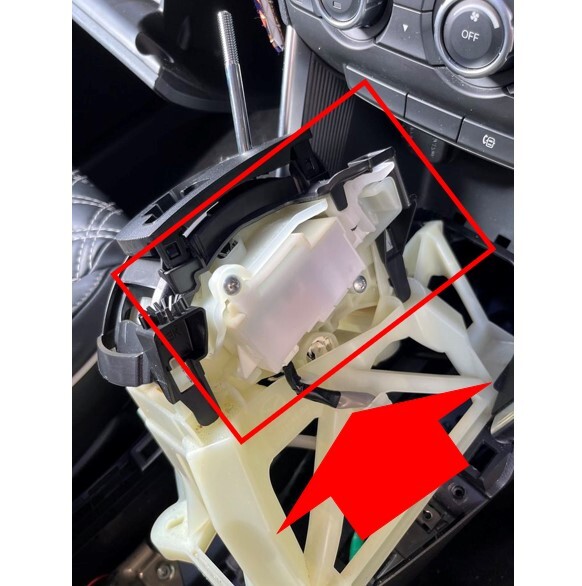 ☆新品 未使用 純正部品 マツダ 純正 CX5 2代目 KF系 スイッチ オーバードライブ 電装系 パーツ リフレッシュ 在庫限り 希少 レア★拍卖