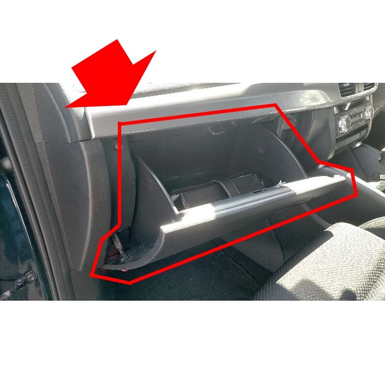 ★新品 未使用 純正部品 マツダ 純正 CX5 初代 KE型 グローブボックス ブラック 内装 インテリア パーツ 備品 在庫限り 希少 レア★拍卖