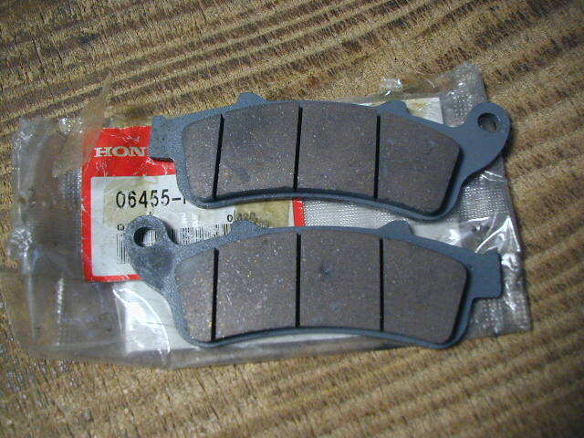 52394★フォーサイト250(MF04)★未使用・フロントブレーキパッド(KFG-642)拍卖