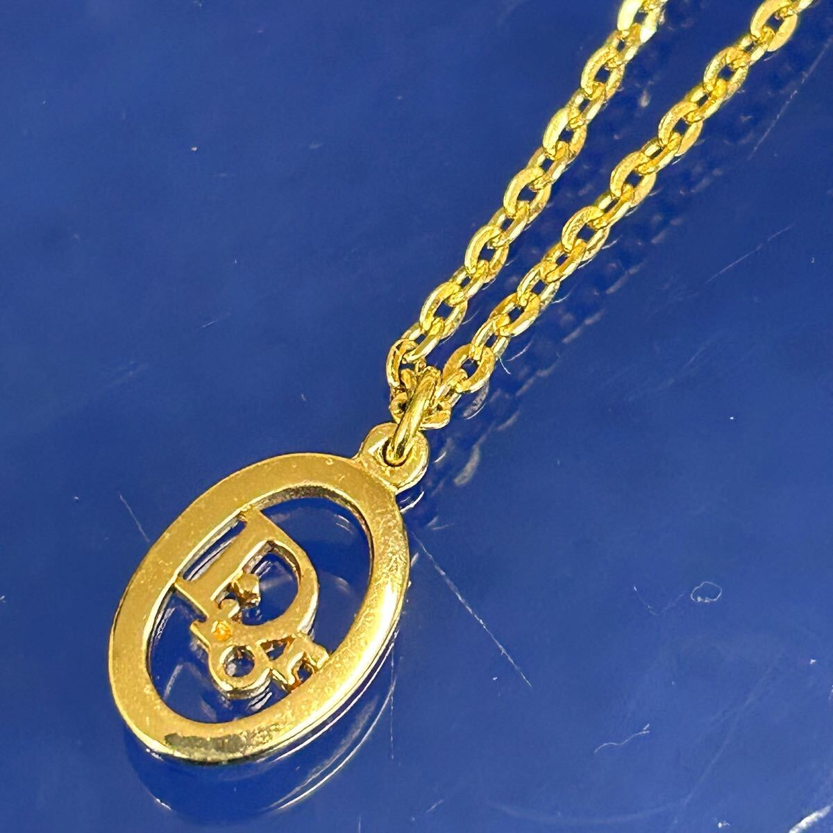 【ディオール】基準内 Christian Dior ネックレス Diorロゴ 全長44cm トップ幅1.1cm アクセサリー ゴールド色系 金属素材 レディース拍卖