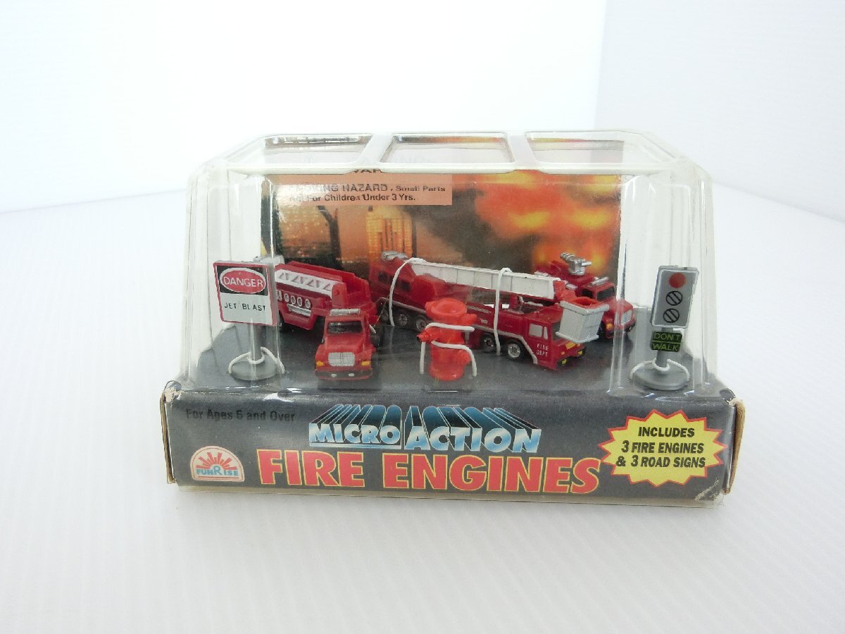 ○Funrise Toys マイクロアクション ファイヤーエンジン / Micro Action Fire Engines / ミニチュア 消防車 道路標識拍卖