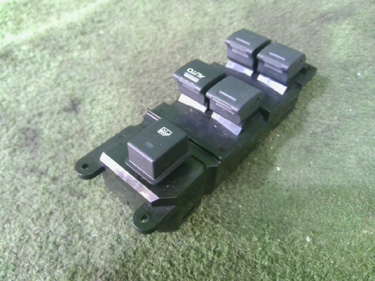 N-WGN エヌワゴン 6BA-JH3 パワーウインドウスイッチ カスタムLホンダセンシング S07B NH880M 35750-TKR-J01拍卖