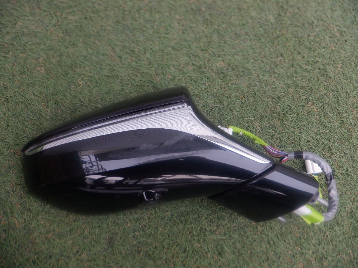 レクサス純正 MZAH10 MZAH15 MZAA10 UX200 UX250H 10系 UX ドアミラー 右側 運転席 ブラック223?? カメラ付 15ピン+6ピン TR1501拍卖