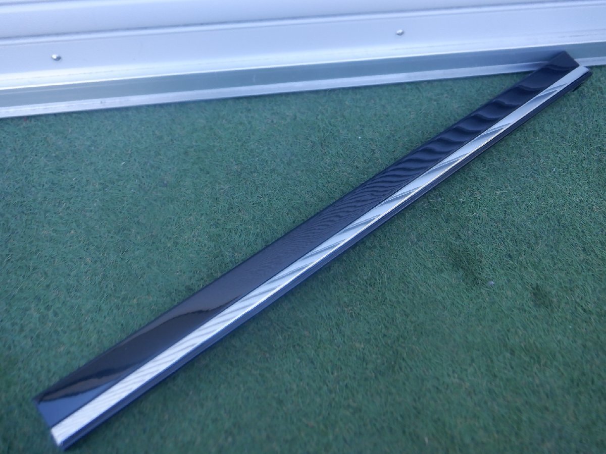 新車外し 純正 TAWH15W LM500H LM エグゼクティブ サイドステップ スカート ドアパネル フロント 右 76903-V2030 グラファイトブラック223拍卖