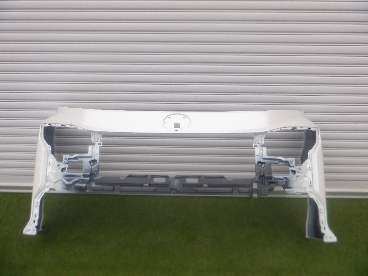 新車外し トヨタ純正 ZWR90W ZWR95W MZRA90W MZRA95W 90 ヴォクシー VOXY フロントバンパー 52119-V1010 ホワイトパールクリスタル070拍卖