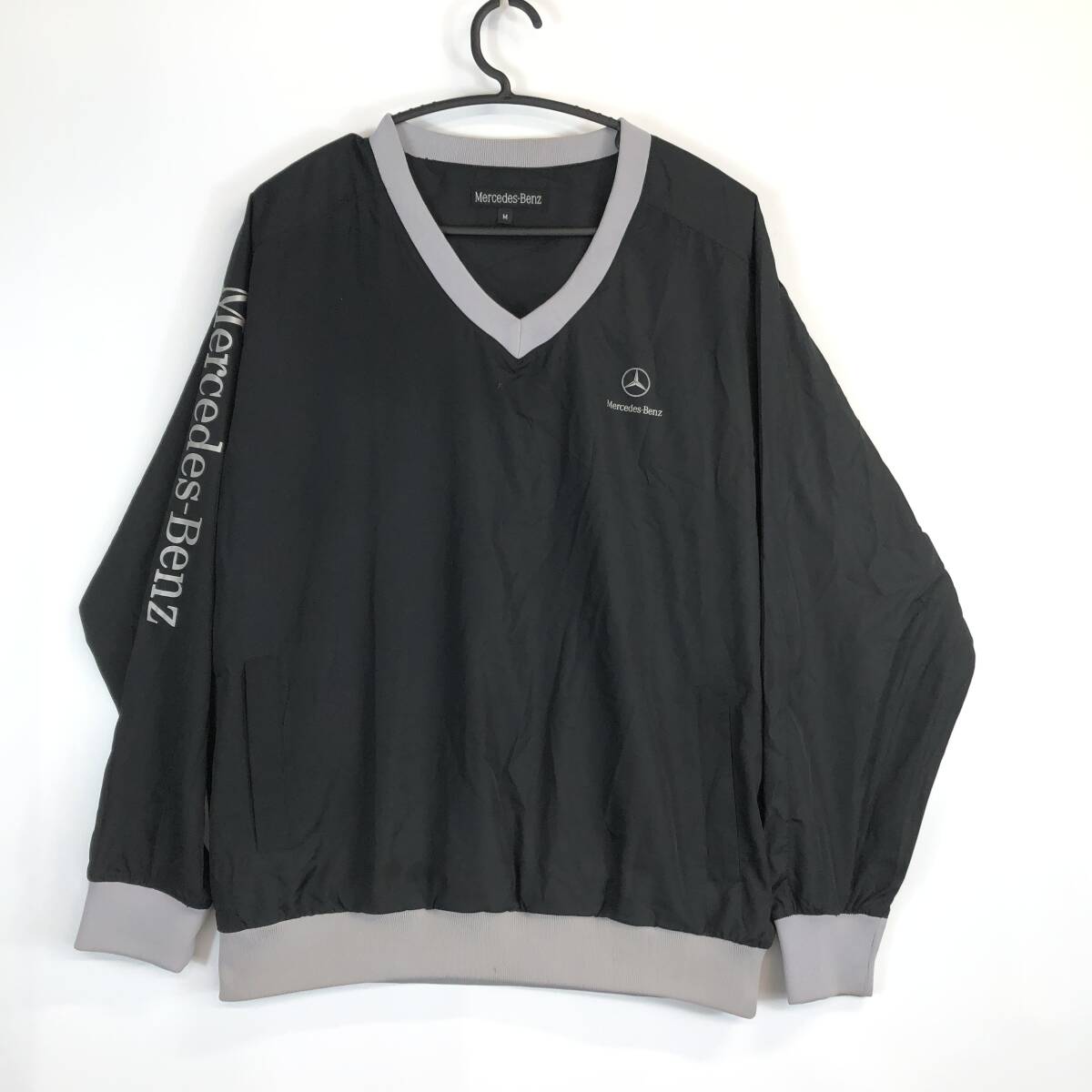 メルセデスベンツ Mercedes-Benz 裏地付きナイロンプルオーバー ブラック Mサイズ拍卖