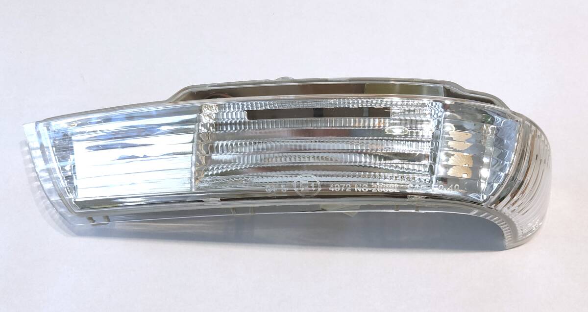 (送料込) VW トゥアレグ TOUAREG GH-7L ドアミラーウィンカーランプ左側【新品】前期モデル2002-2006年拍卖