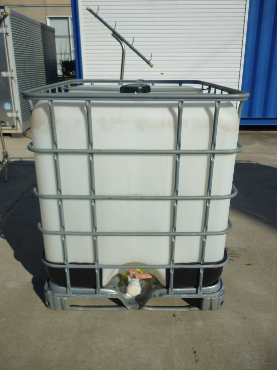 ①中古 1K タンクローリー?1000リッター.パレットタンク 1K 1パレの値段です燃料で使用していたとのことです拍卖