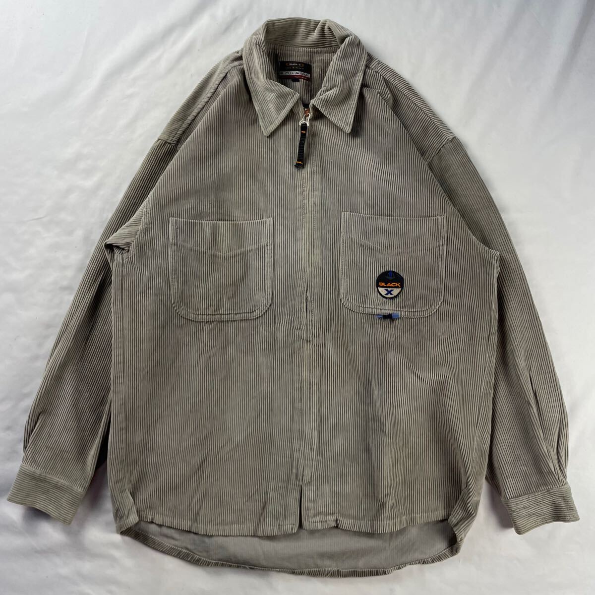 US Vintage 00s? B. OIL&CO ジップアップ ワッペン バックプリント 単色 ライトグレー 立体 コーデュロイ デザインジャケット ブルゾン拍卖