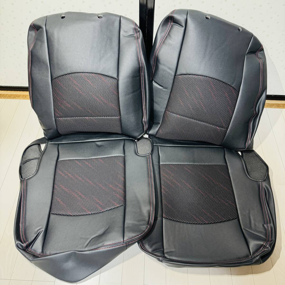 未使用 クラッツィオ シートカバー ルシーダ/エミーナ 前期/中期 8人乗り Clazzio クール ブラック×レッドスタイル ET-0200 2312184480拍卖