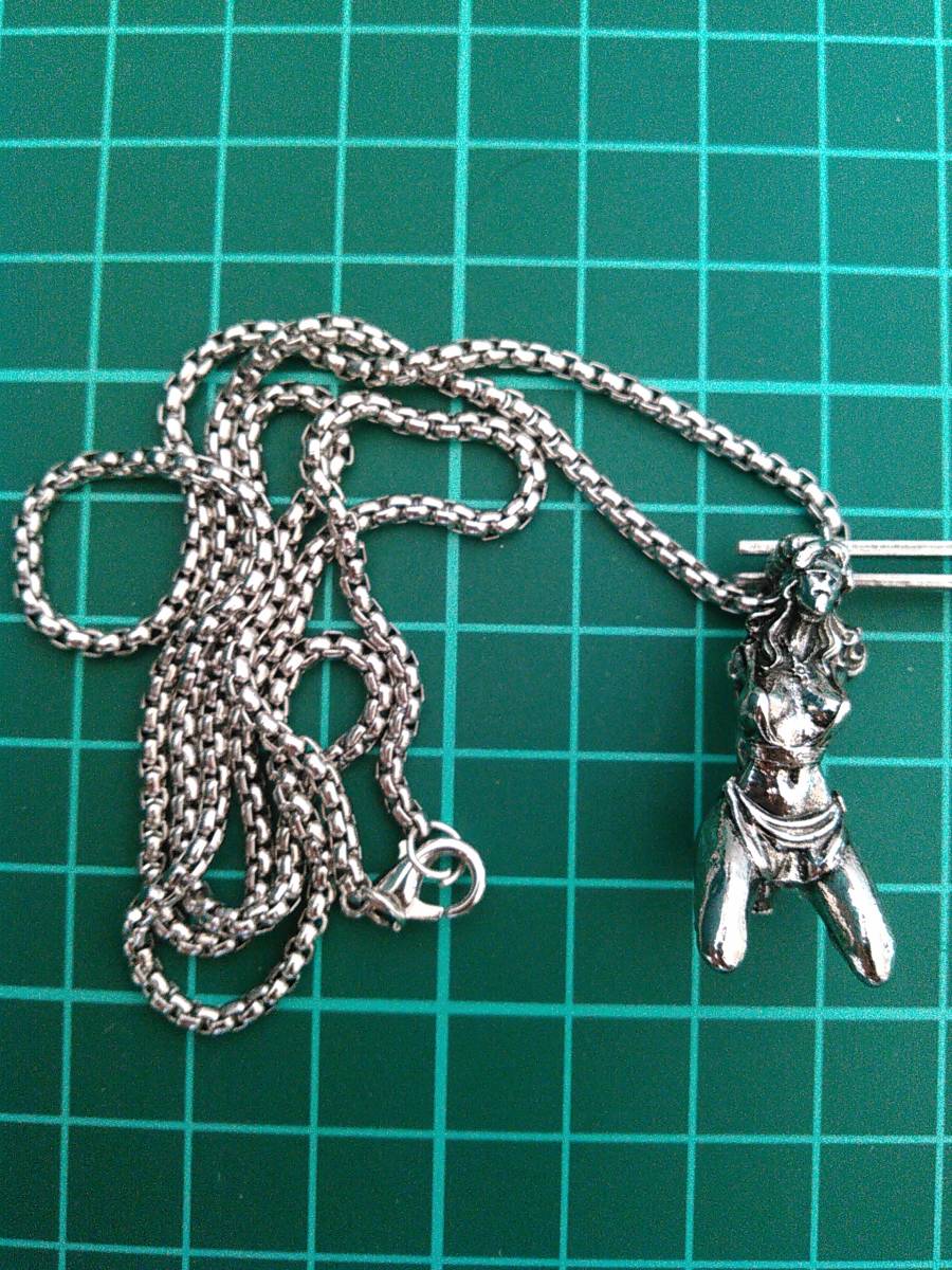 チョーカー C 検) 立体 ウロボロス キーホルダー 装飾 バックミラー ステンレス ネックレス ペンダント メタル パンク 拍卖