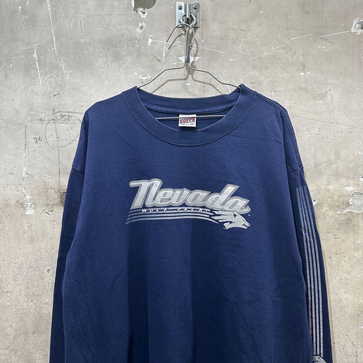 US古着ネバダウルフパック ロンT ロンティー 長袖Tシャツ アメフト拍卖