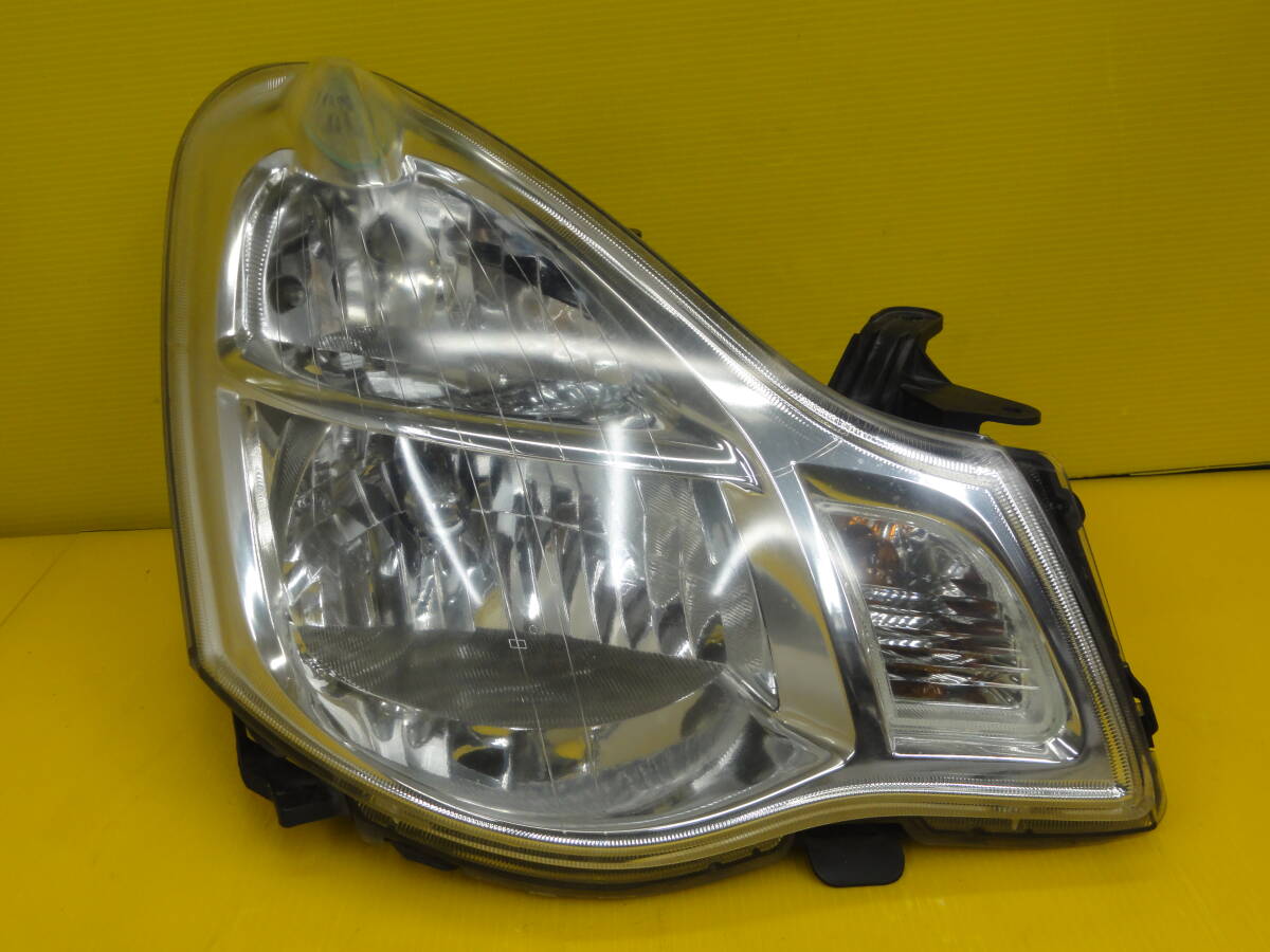 ☆平成18年車 日産 KG11 ブルーバードシルフィ 右 ヘッドライト ヘッドランプ KOITO 100-63823 HCHR-543 純正 点灯OK☆F29383 m拍卖