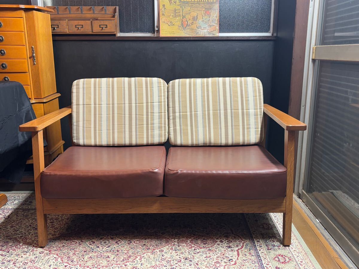 y96★オーク材 2人掛けソファ ストライプ ファブリック ビニールレザー アームチェア 椅子 2Pソファ 124 72 74cm 什器 店舗 飲食店拍卖