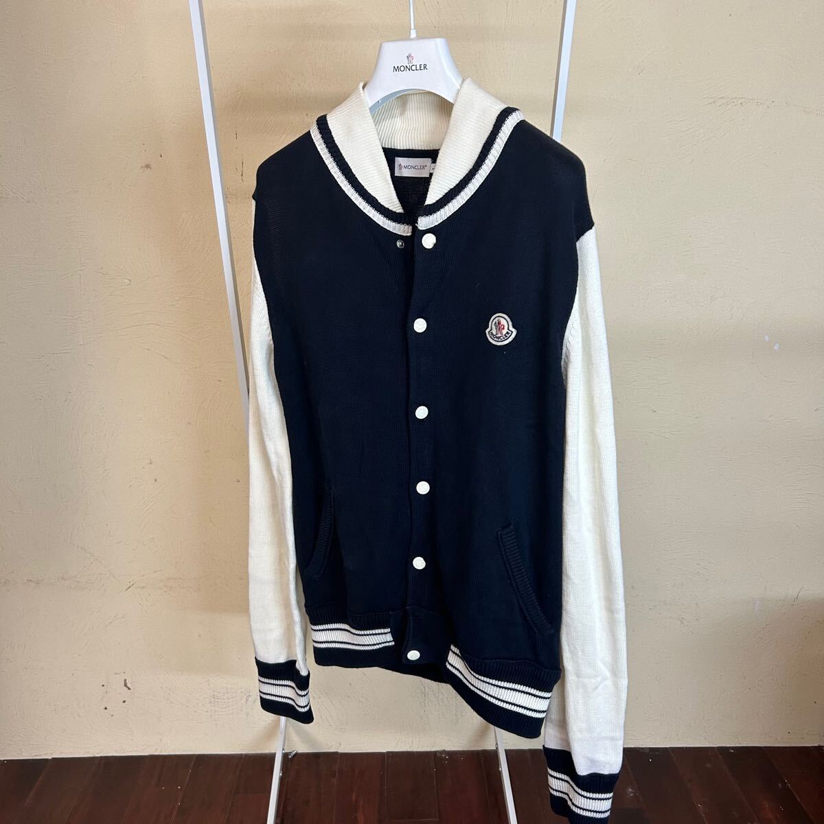 【最安値】 MONCLER モンクレール ブルゾン ニットネイビー系L拍卖