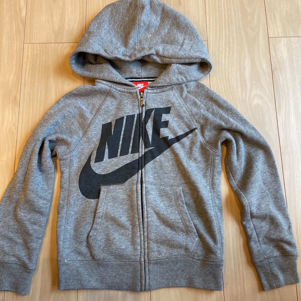 ナイキ スウェットパーカー 極上美品 ジュニアXS拍卖