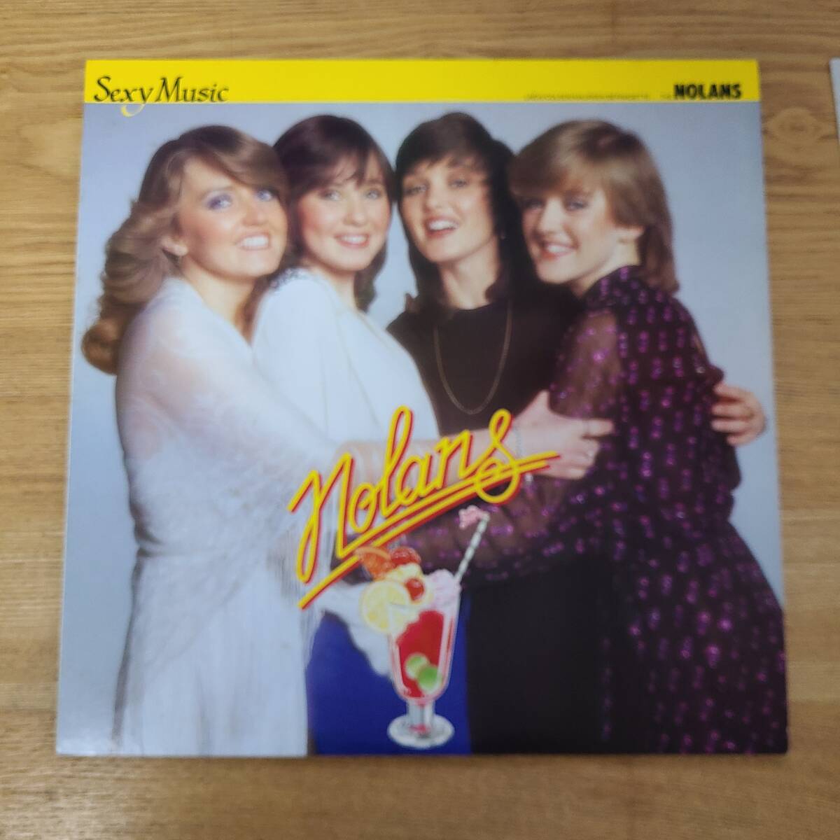 LP//ノーランズ(THE NOLANS)/「Sexy Music // 1981年・28-3P-266//DZ123097拍卖