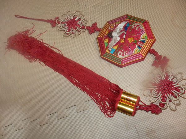 .o34:韓国 壁飾り タペストリー インテリア 祝い 亀 鶴 8角形 フリンジ 赤 縁起物拍卖