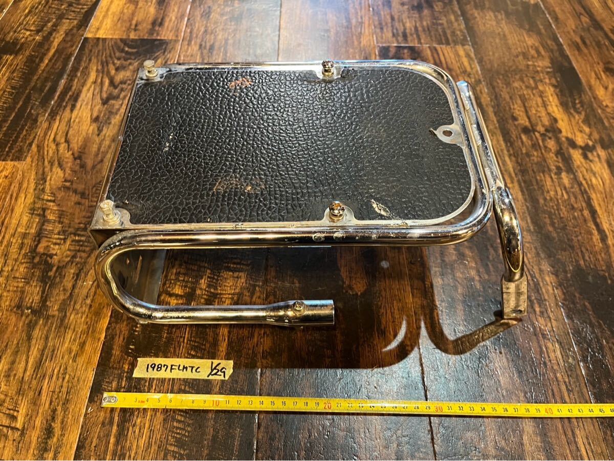 ハーレー1987年FLHTCツーリングモデルにて使用! リアキャリア リアツアーパック台座拍卖