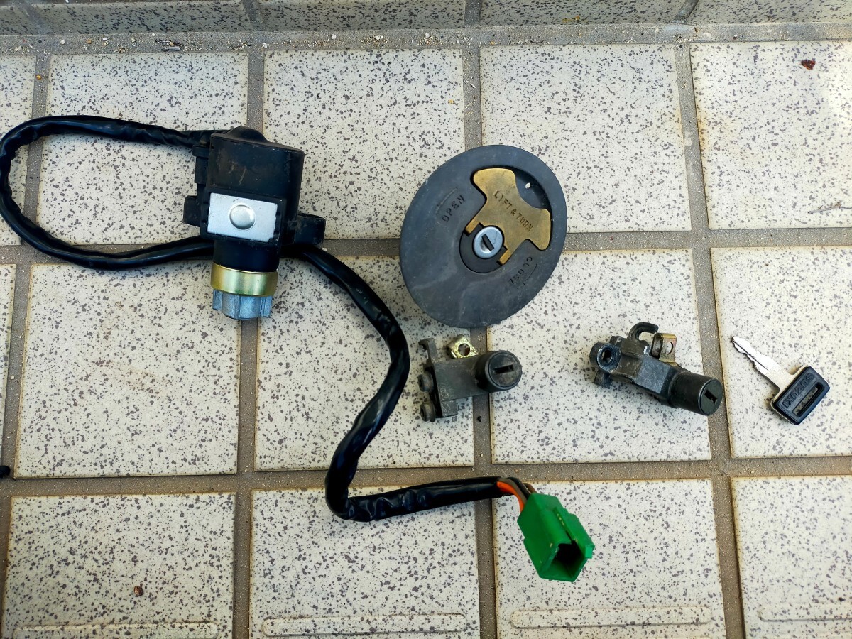 RG400Γ RG500 ガンマ400 キーセット拍卖