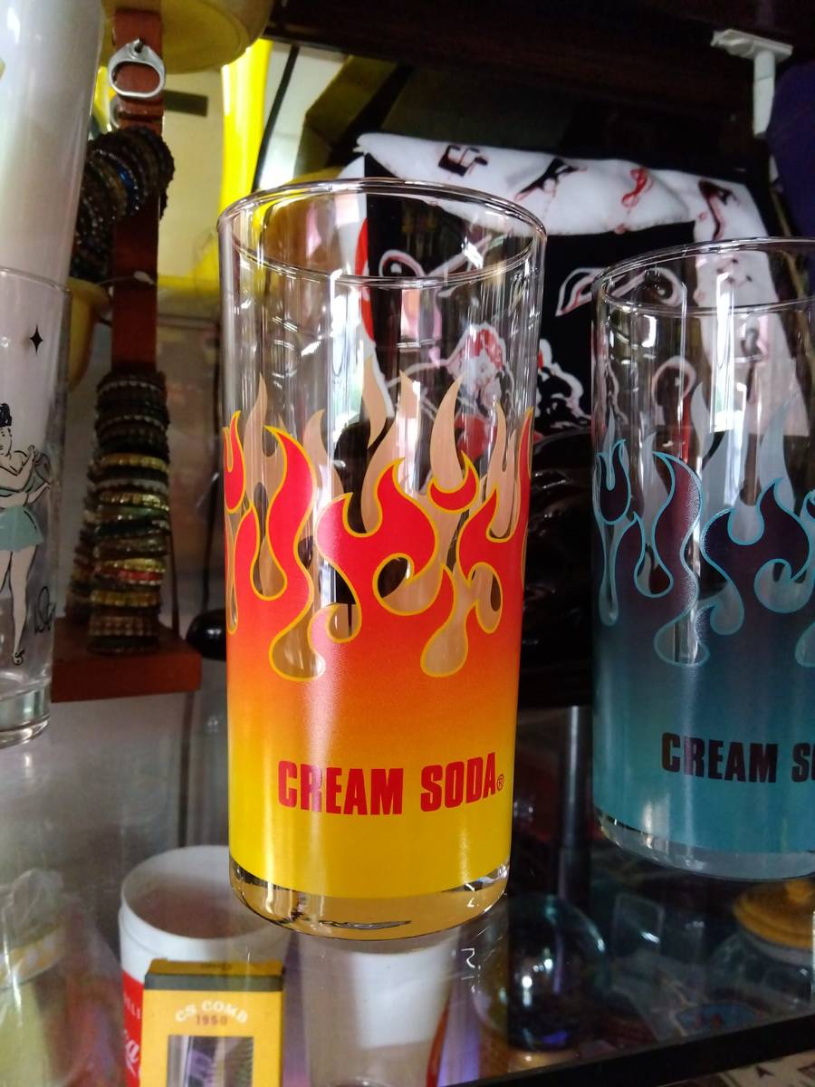 黄色1個!クリームソーダファイヤーグラス!CS GLASS FIRE検索ファイアーロカビリーブラックキャッツマジックピンクドラゴン昭和ガイコツ拍卖