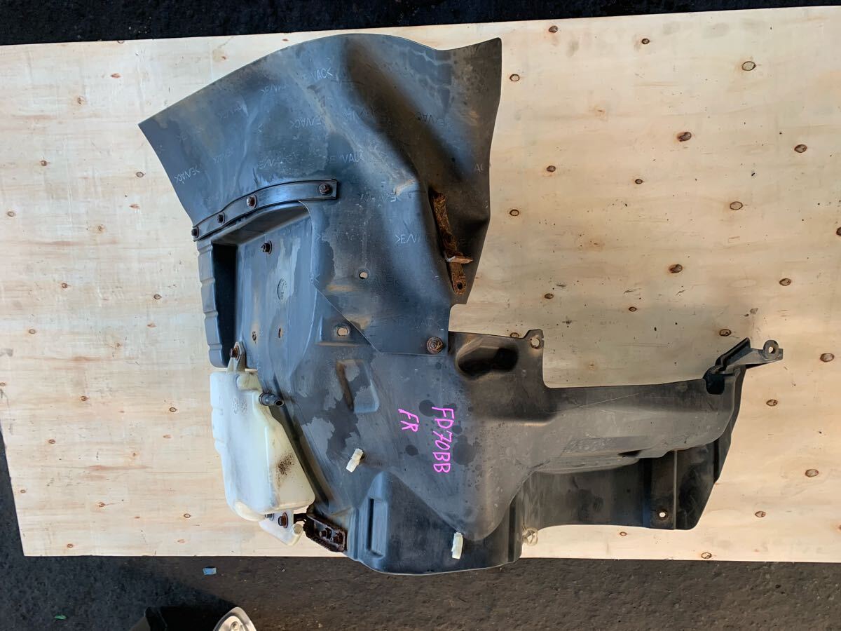 ライナー キャンター FD70 ほか ジェネレーションキャンター 標準 右 フェンダーライナー 泥除け拍卖