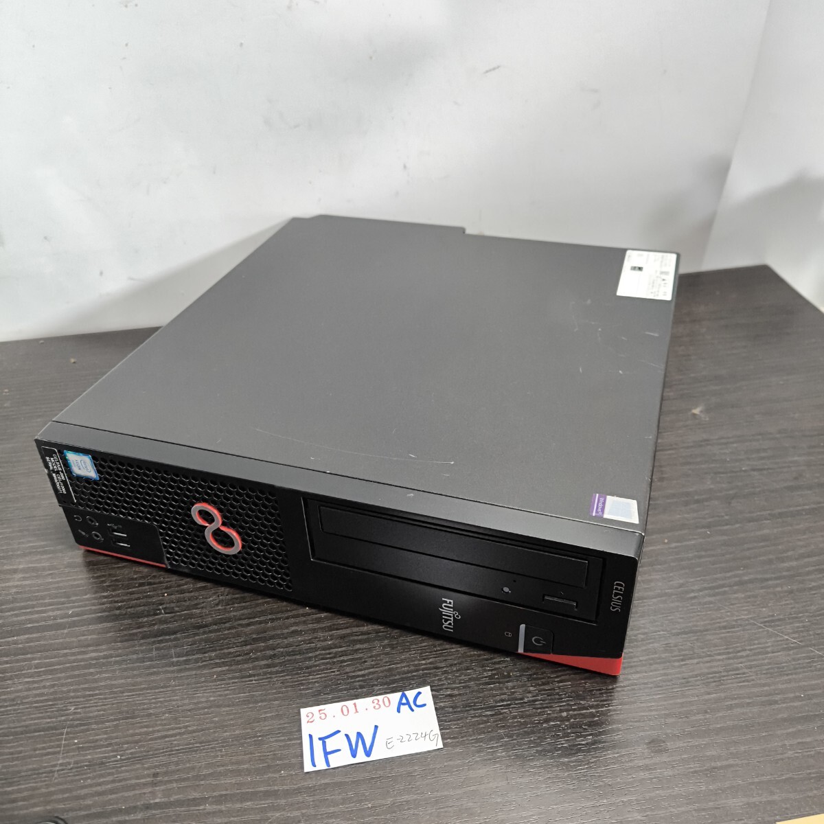 「1FW」Workstation 富士通 CELSIUS J580 Xeon E-2224G 3.4GHz/16GB/NVMe SSD 256GB /DVD) Win10Pro Workstation 動作機(250130)拍卖