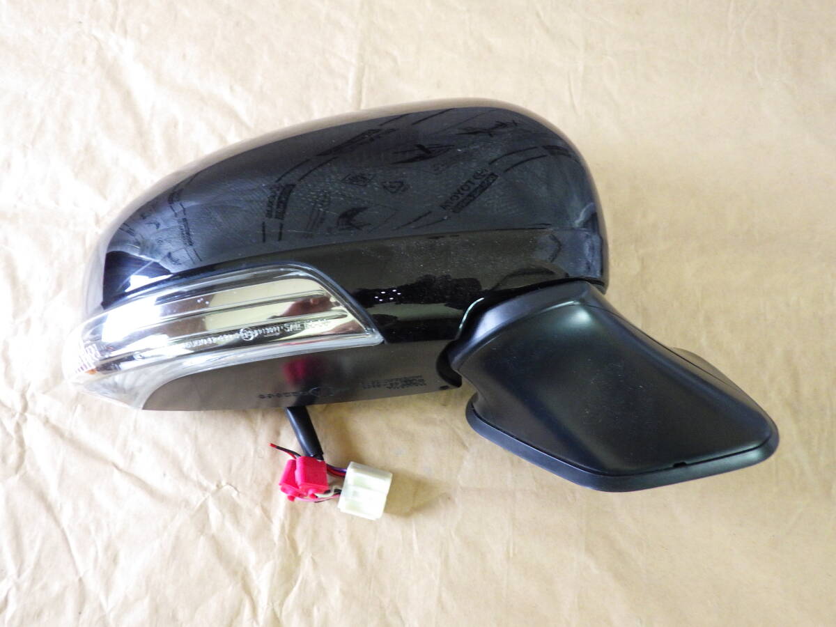 T-10●トヨタ プリウス 30系 右ミラー 黒 鏡無し拍卖