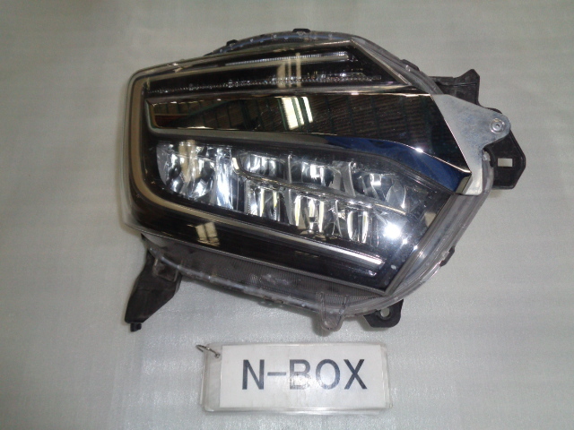 N-BOX カスタム JF4 右ヘッドランプユニット LED 即決 6488拍卖