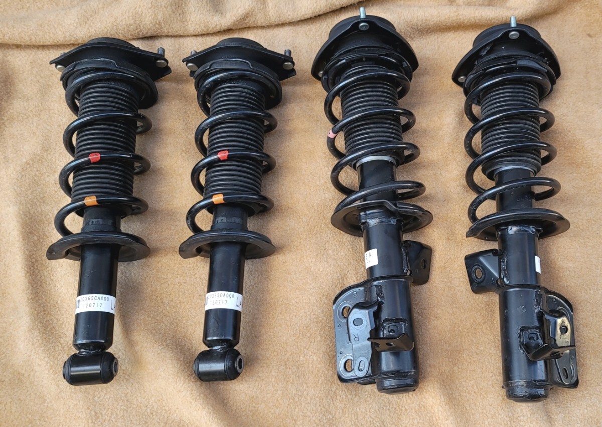 スバル 純正 SHOWAショック サスペンション 拍卖