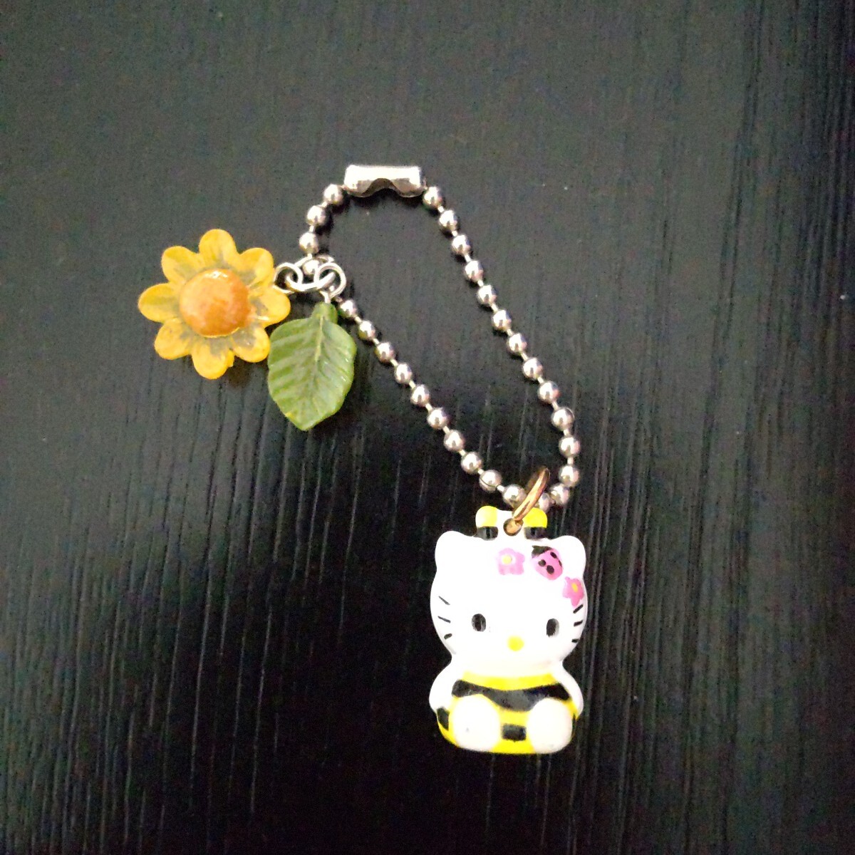 2501 サンリオ ハローキティ キティ キーチェーン ミニマスコット ビー 1999年 レトロ拍卖