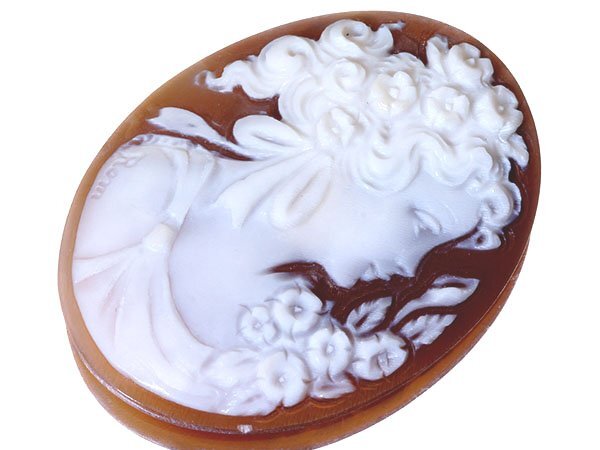 【ジュエリー極】作家品 サイン刻印有 美しい貴婦人と花の彫刻 高級シェルカメオルース 35.4mm×27.1mm w4860i【送料無料】拍卖
