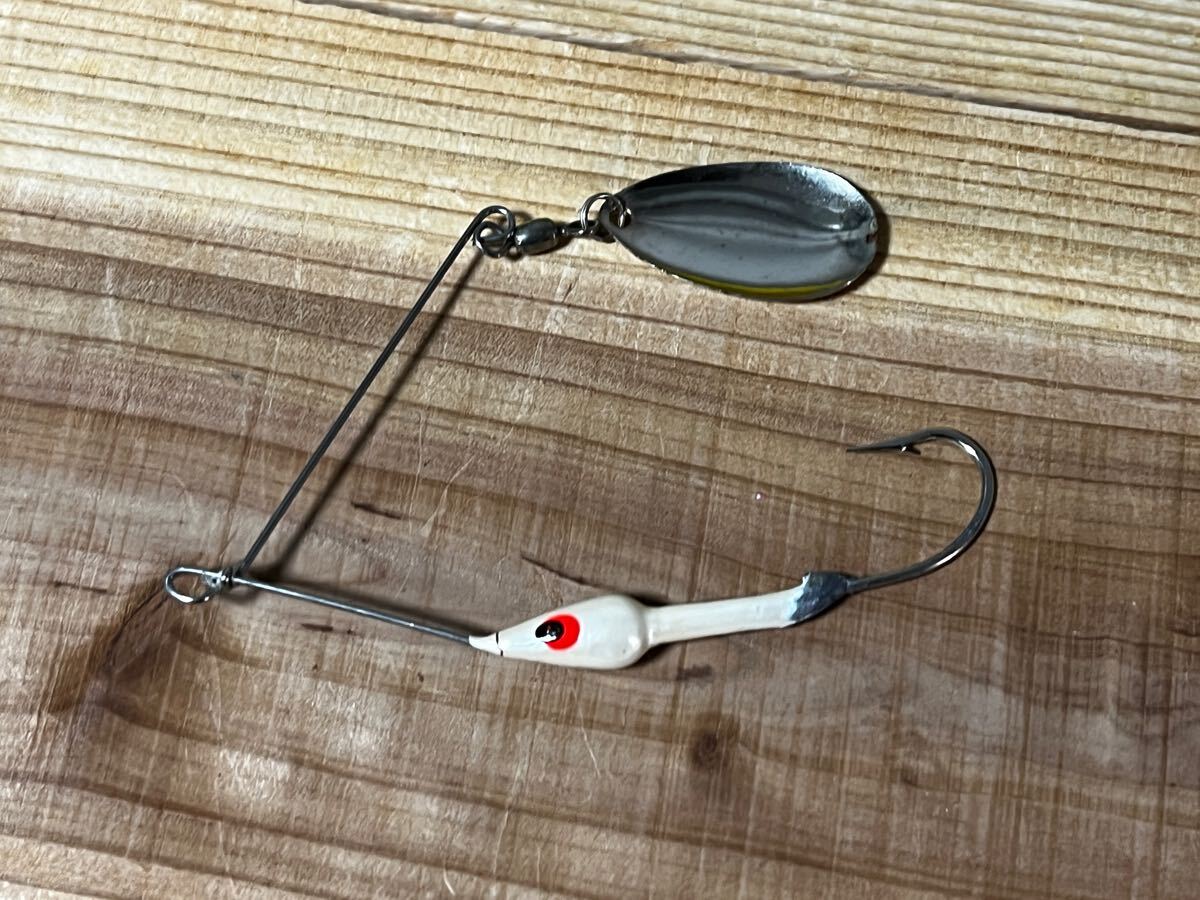メーカー不明スピナーベイト3/8oz 白系カラー 箱47拍卖