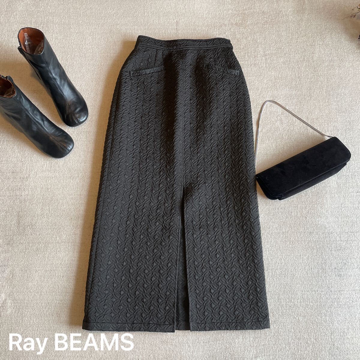 BEAMS フクレジャカードタイトスカート スリット 黒 ブラック ロングスカート レイビームス サイズ 0 ボトムス 美品 大人可愛い拍卖
