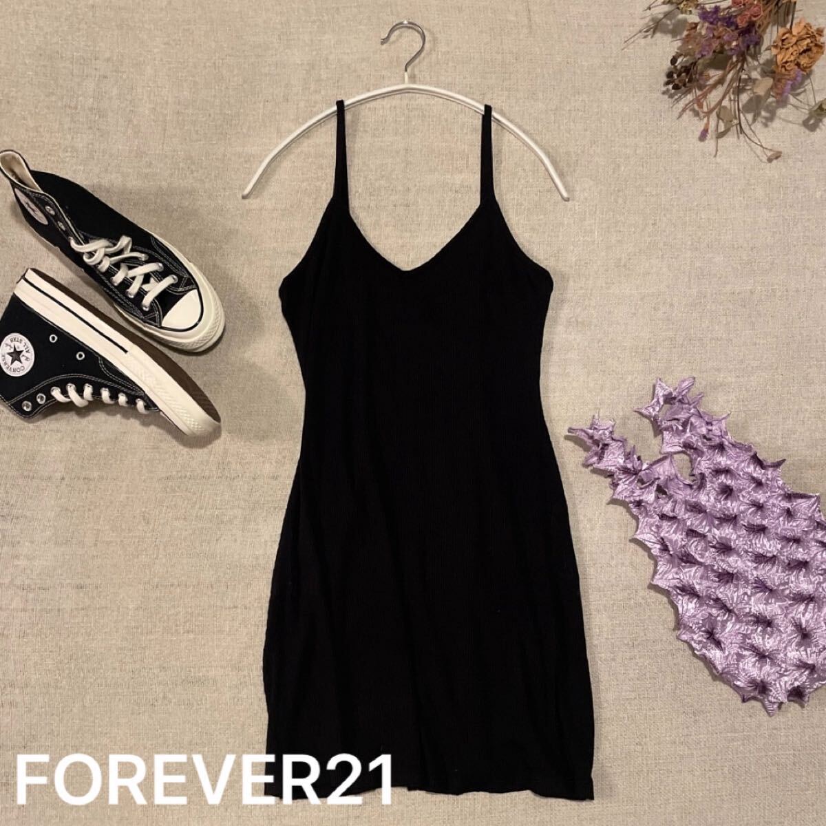 FOREVER21 キャミワンピース ミニスカート 黒 リブ ノースリーブ Mサイズ 美品 ドレス タイトフィット フォーエバー21拍卖