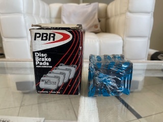 ■新品!PBRフロントディスクブレーキパッドセット - D235RM / DB1054 - ポルシェ924 / 944 / 928拍卖