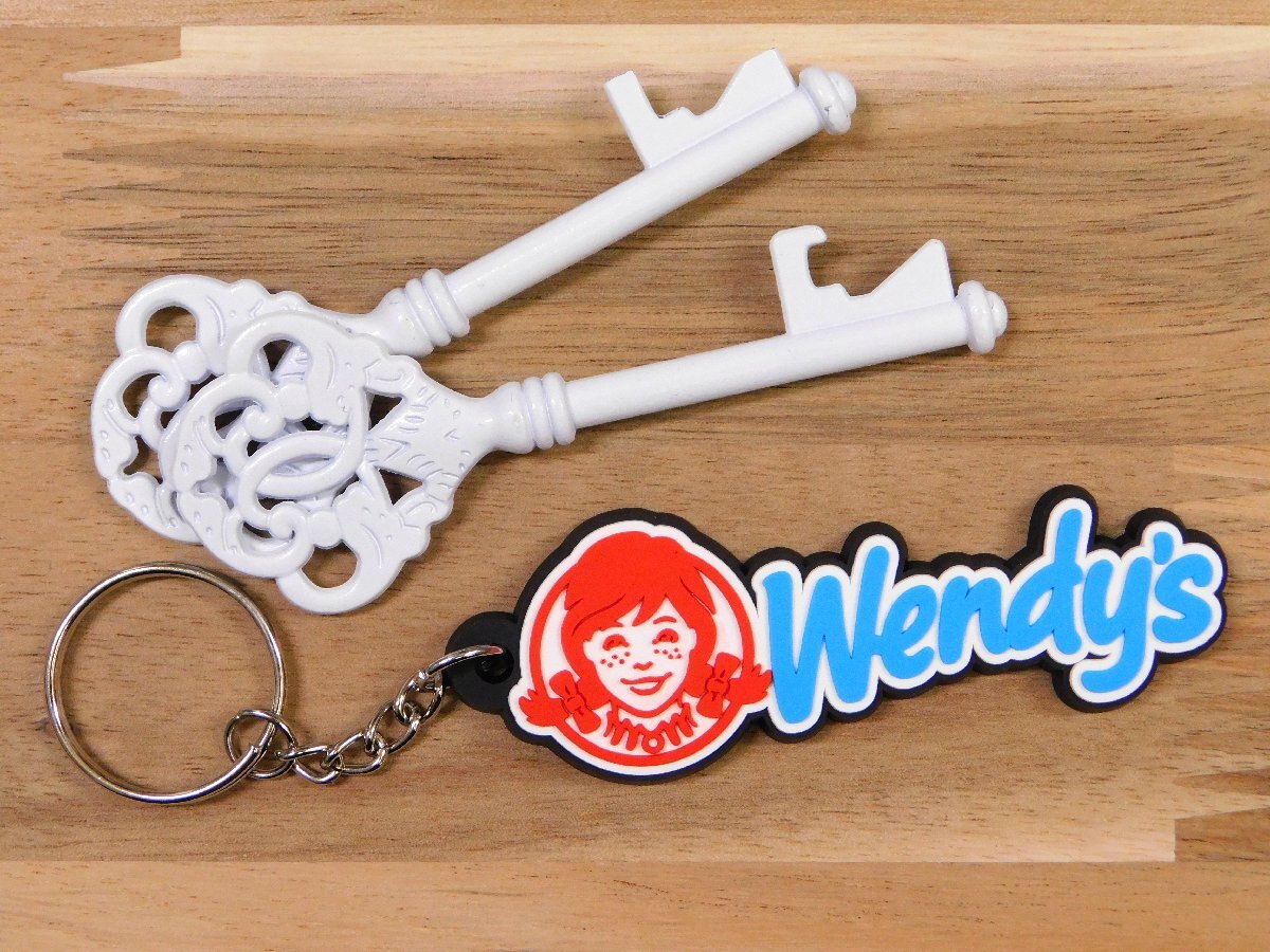 ◆送料\110◆【Wendy's・ウェンディーズ②】※《企業ロゴ・ラバーキーホルダー》 アメリカン雑貨 キーリング RC056拍卖