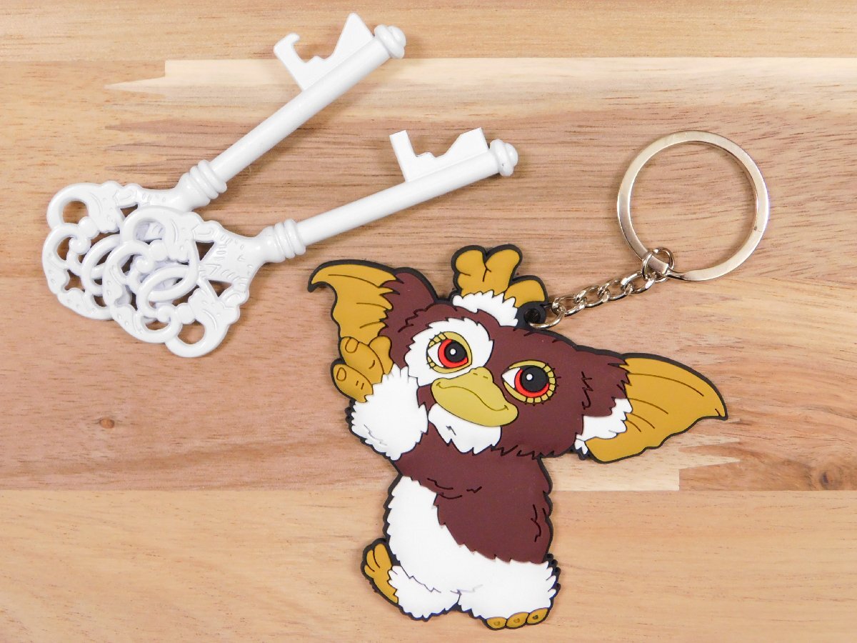 ◆送料\110◆【Gremlins・グレムリン ギズモ】※《キャラクターラバーキーホルダー》 アメリカン雑貨 キーリング拍卖