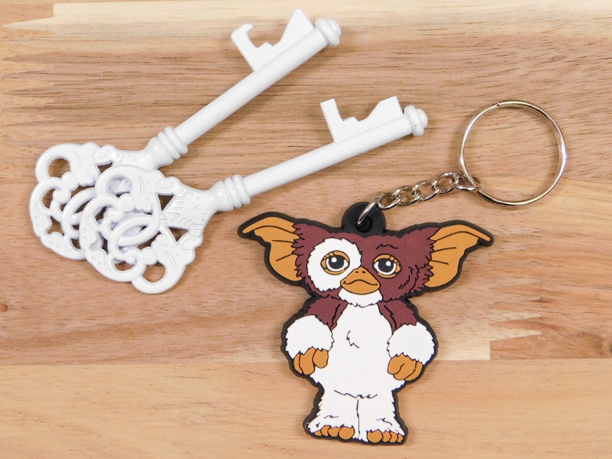 ◆送料\110◆【Gremlins・グレムリン ギズモ】※《キャラクターラバーキーホルダー》 アメリカン雑貨 キーリング RC035拍卖