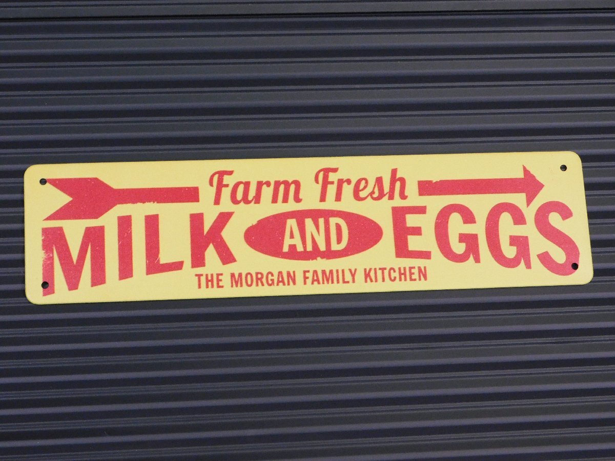 ◆送料\390◆【MILK AND EGGS・ミルクアンドエッグス】※《メタルサインボード / 100×400mm》 アメリカン雑貨 ブリキ看板拍卖