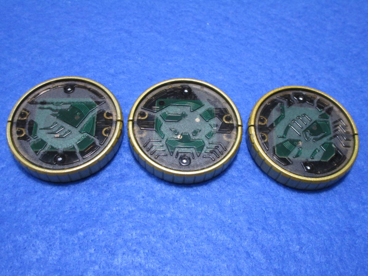 中古!即決!仮面ライダーオーズ DXオーメダル エビ+カニ+サソリ ノブナガ(DXオーズドライバー対応)拍卖