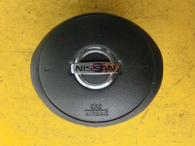 ★ノート ホーン パッド 平成24年 DBA-E12 運転席 ステアリング カバー X DIG-S 13.7万km 即決あり拍卖