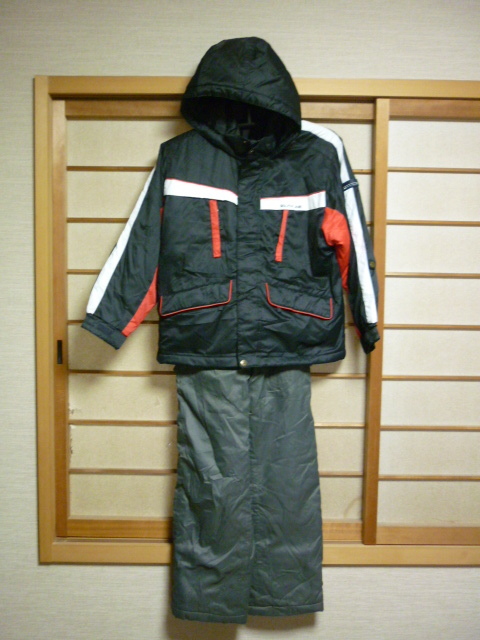 SOUTH LINE スキーウエア スノーボードウェア スノーボードウエア スキーウェア 上下セット 140cm 140cm 美品 防寒ウエア拍卖