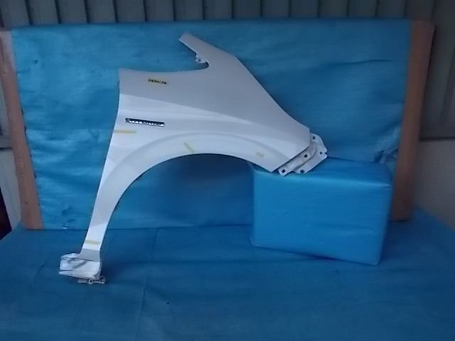 フリード ハイブリッド GB7 / GB8 右 フェンダー №ZTA50134拍卖