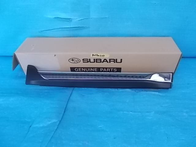 未使用品 レガシィアウトバック BS9 右 リアドアプロテクター№ZAI50124拍卖