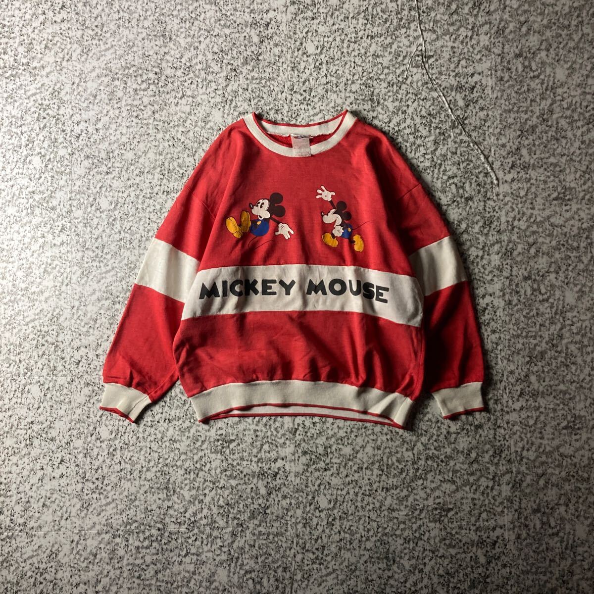 【80sヴィンテージ】ミッキー マウス バイカラースウェットシャツ 薄手 古着 レッド トレーナー ディズニー スペシャル拍卖